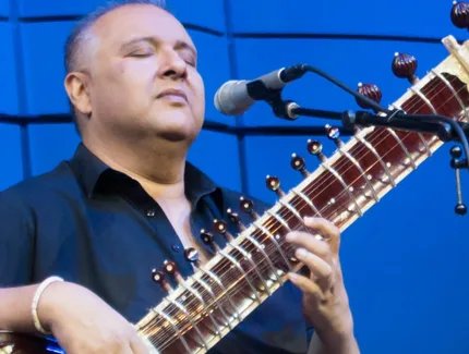 SHUJAAT KHAN & ENSEMBLE: The Journey of Instruments III