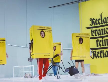 e_f7c4ab22d20747925a06aa6bfa7d4533_img-hopop