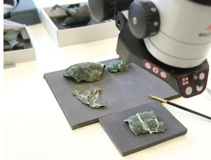Gefäßscherben aus Bronze
