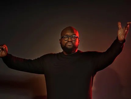 Vimbayi Kaziboni