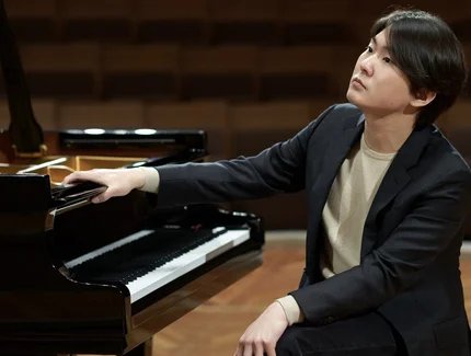 Seong-Jin Cho