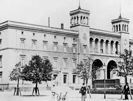 Historische Aufnahme des Hamburger Bahnhofs, um 1860