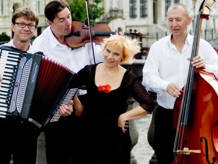 Berlin-Odessa-Express mit Chanson-Nette & Trio Scho