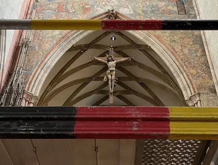 Kunstausstellung UNtERA  ARTIST COLLECTIVE