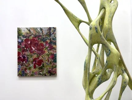 Tanja Selzer, Love in the Park, 2025, alongside Wolfgang Flad, untitled Structure, 2025. Studio view, 2026. 