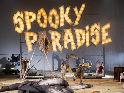Spooky Paradise, Foto: Martin Argyroglo