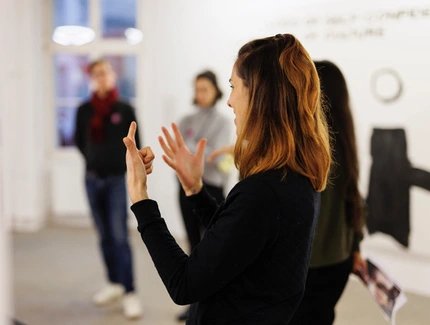 KW Institute for Contemporary Art, DGS–Führung 2022; Foto: Frank Sperling.