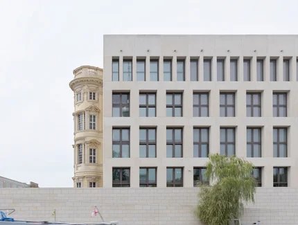 Blick auf die Ostfassade