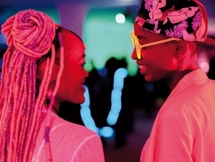 Show image caption ›Rafiki‹, Kenia 2018, Regie: Wanuri Kahiu, Bild: Salzgeber