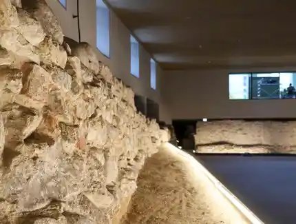 Archäologisches Fenster im PETRI Berlin