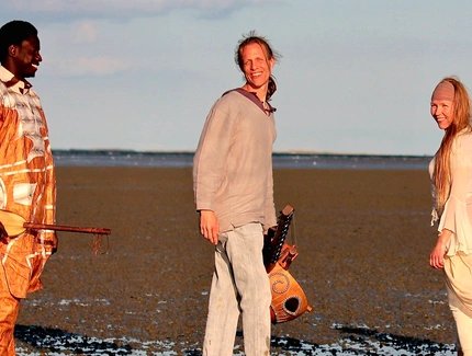 Nils Kercher Trio mit Special Guest Oumar Barou Kouyaté (Mali) - African Pulse & Nordic Space