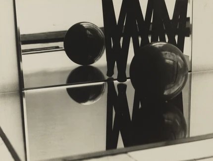 Florence Henri, Komposition II, 1928, Bauhaus-Archiv Berlin © Galleria Martini & Ronchetti, courtesy Archives Florence Henri