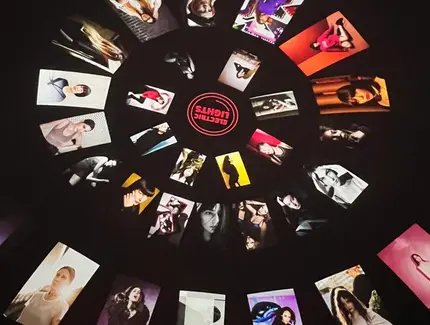 »Electric Lights – Women in Electronic Music« Portraits an der Kuppel Planetariumssaal 