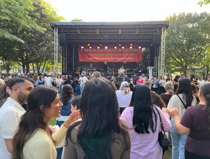 Alevitisches Kulturfestival