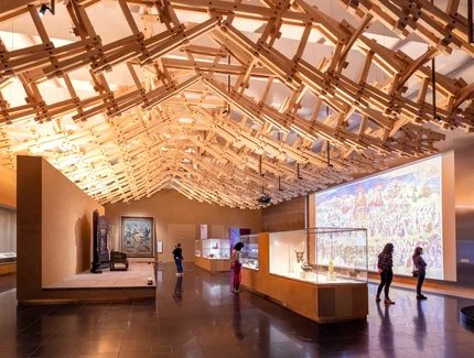 Ansicht der vom chinesischen Architekten Wang Shu gestalteten Deckenkonstruktion