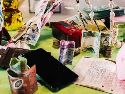 Workshop Was macht Geld so mächtig?