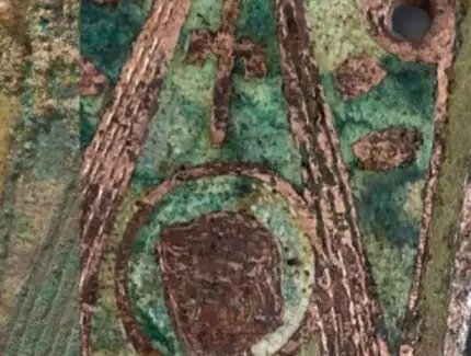 Kreuzbeschlag, 1. Drittel 13. Jahrhundert, Fundort: Berlin-Spandau, Moritzkirche Staatliche Museen zu Berlin, Museum für Vor- und Frühgeschichte