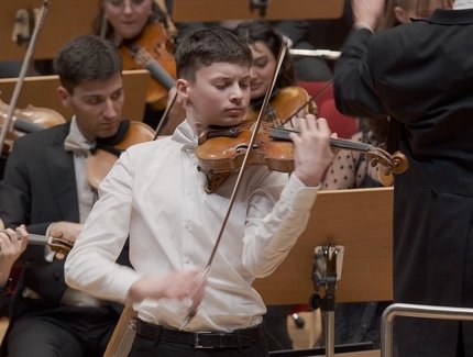 genid-f342301f14474fc8842de2d7e60cbf845957287-b5