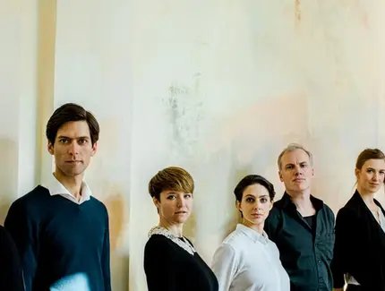Veranstaltungen in Berlin: The Present: Ex Utero