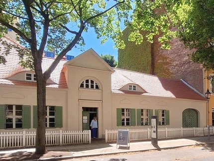 Das frisch renovierte Keramik-Museum Berlin (Dach und Fassade)