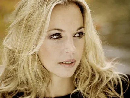 MOJCA ERDMANN