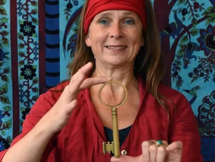 Porträt der Erzählkünstlerin Sabine Kolbe