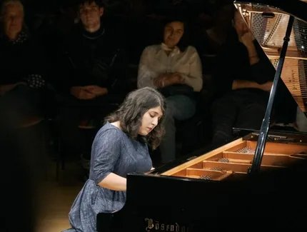 SCHAGHAJEGH NOSRATI