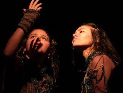 reinkommen: ANWEN & JUANA