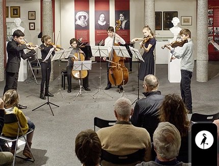 Schülerinnen und Schüler des Carl Philipp Emanuel Bach-Gymnasiums