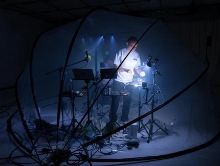 Veranstaltungen in Berlin: Flinn Works: Carbon Negative – Kompensations-Performance