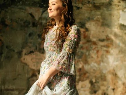 JULIA LEZHNEVA