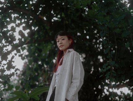 Portrait der Künstlerin Charmaine Poh