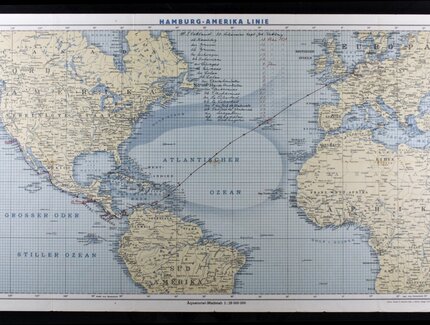 Weltkarte von 1939, in die Lilli Grünebaum die Route der M.S. Oakland von Hamburg nach Los Angeles eingezeichnet hat