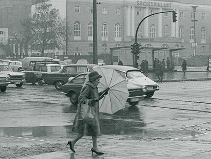 Straßenszene in Schöneberg aus dem Jahr 1967