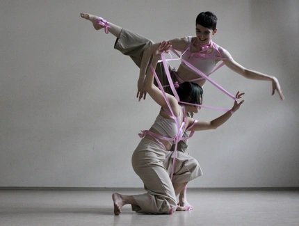 neworks - „We hate pink!“