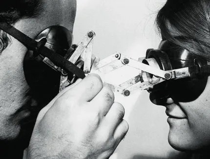 Diálogo de Óculos [Dialog der Brillen], 1966, Associação Cultural O Mundo de Lygia Clark