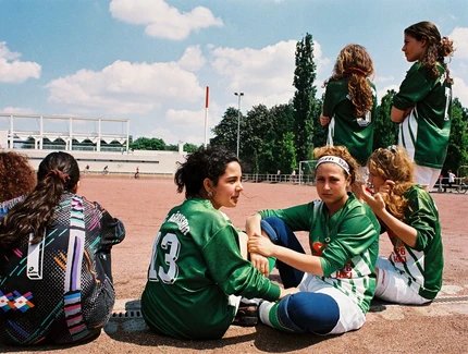 Szene aus Aysun Bademsoys Dokumentarfilm Mädchen am Ball, 1995, Foto: Aysun Bademsoy