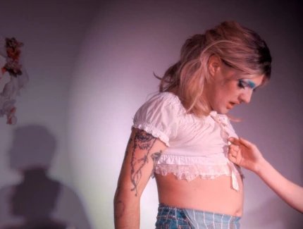 Save A Horse, Ride A Cowgirl — An *explicit* Pony Tale