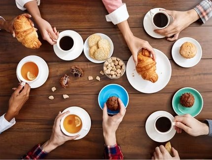 Kaffee-Kuchen-Klatsch