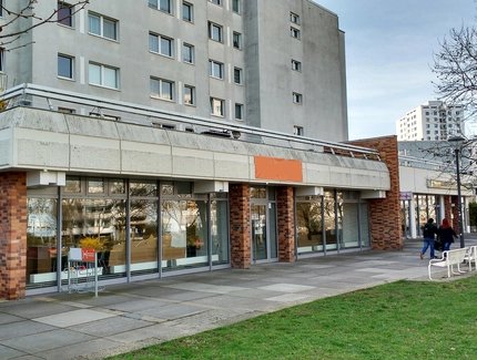 Berliner Plattenbau mit Galerie