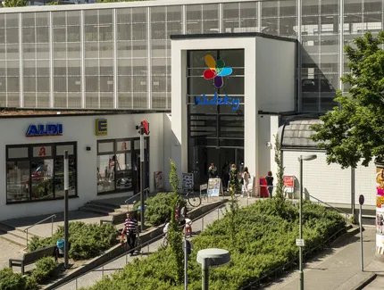 Wutzky Center