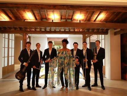 THEE Aretha Franklin Tribute Band