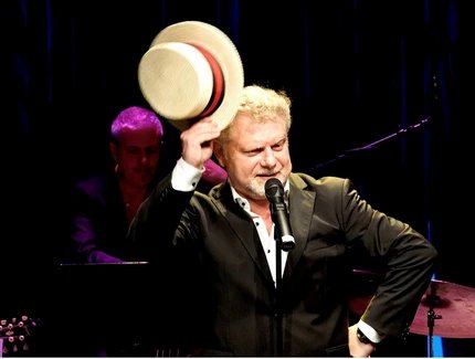 Roman Grinberg und das Shvayg Mayn Harts Orchester