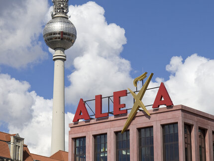 Fersehturm und Alexa Mall Berlin