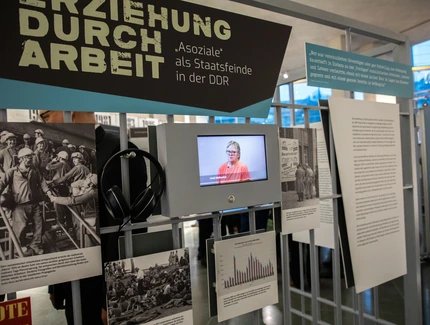 Erziehung durch Arbeit - Ausstellung