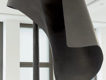 Kang Sunkoo, Statue of Limitations, 2020, Kunst am Bau in der Treppenhalle des Humboldt Forums