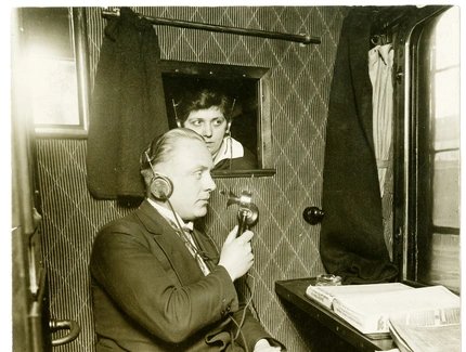 100 Jahre unterwegs telefonieren