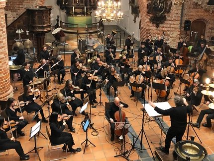 Veranstaltungen in Berlin: Sopra di noi