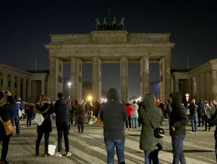 Earth Hour am Brandenburger Tor
