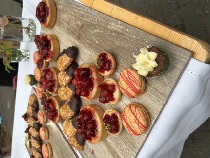 Gebäckteilchen mit Früchten